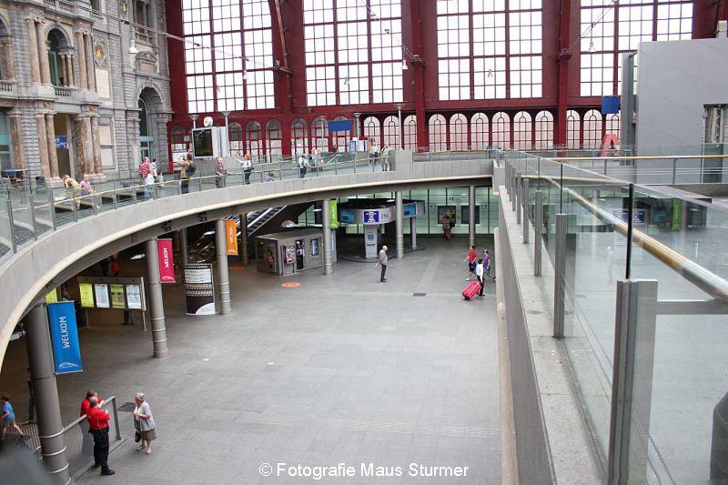 2010-08-02 (12) Antwerpen station.jpg